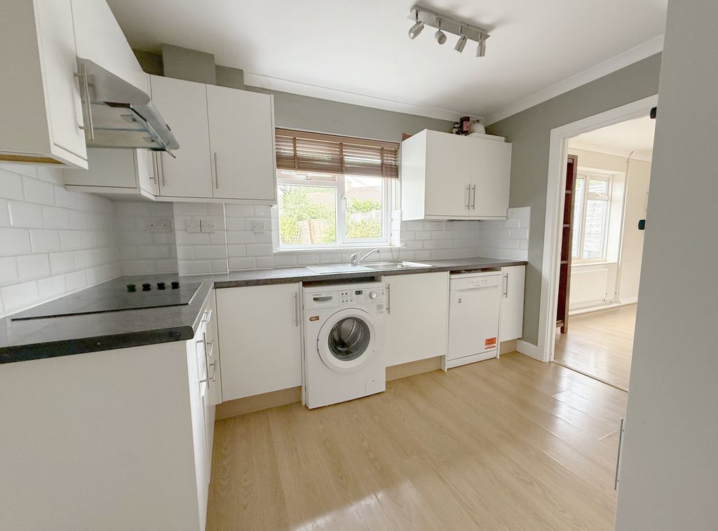 Property photo 2 of 13 Kitchen