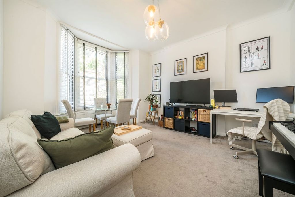 Property photo 2 of 4