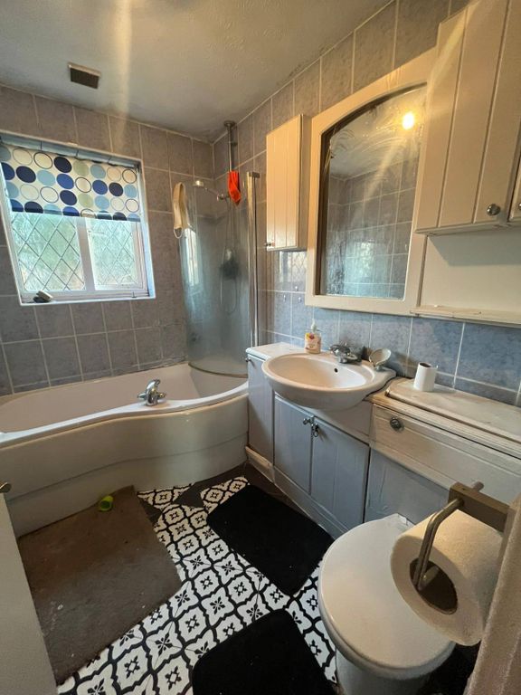 Property photo 1 of 8 2 Bed Terraced House To Rent Rodeheath, Beech Hill, Luton Lu4