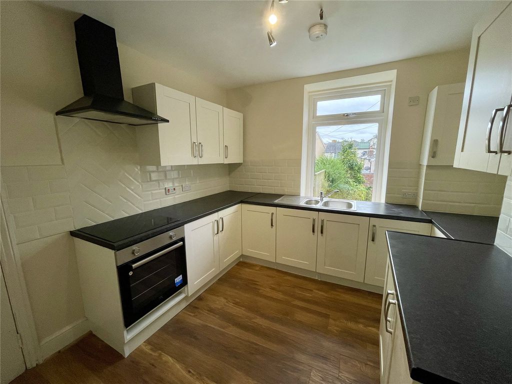 Property photo 2 of 9 Picture No. 08