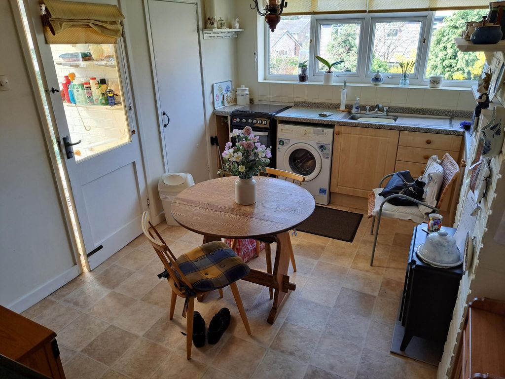 Property photo 3 of 14