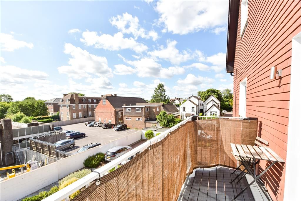 Property photo 2 of 15 Balcony