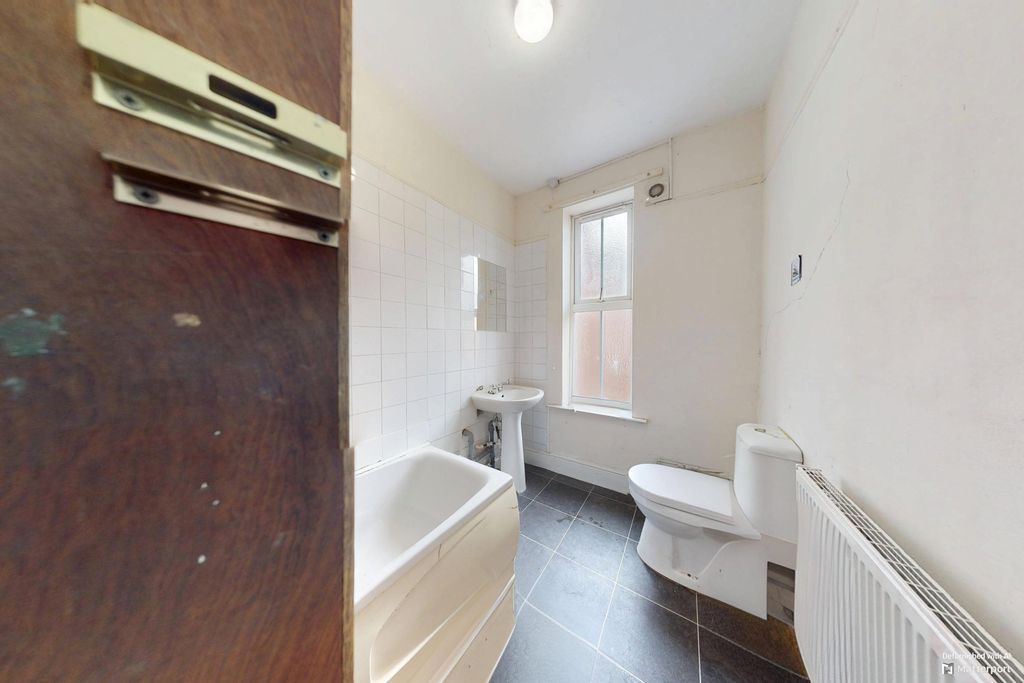 Additional image 12 of 7 bed semi-detached house for saleWaterloo Road, Mablethorpe LN12