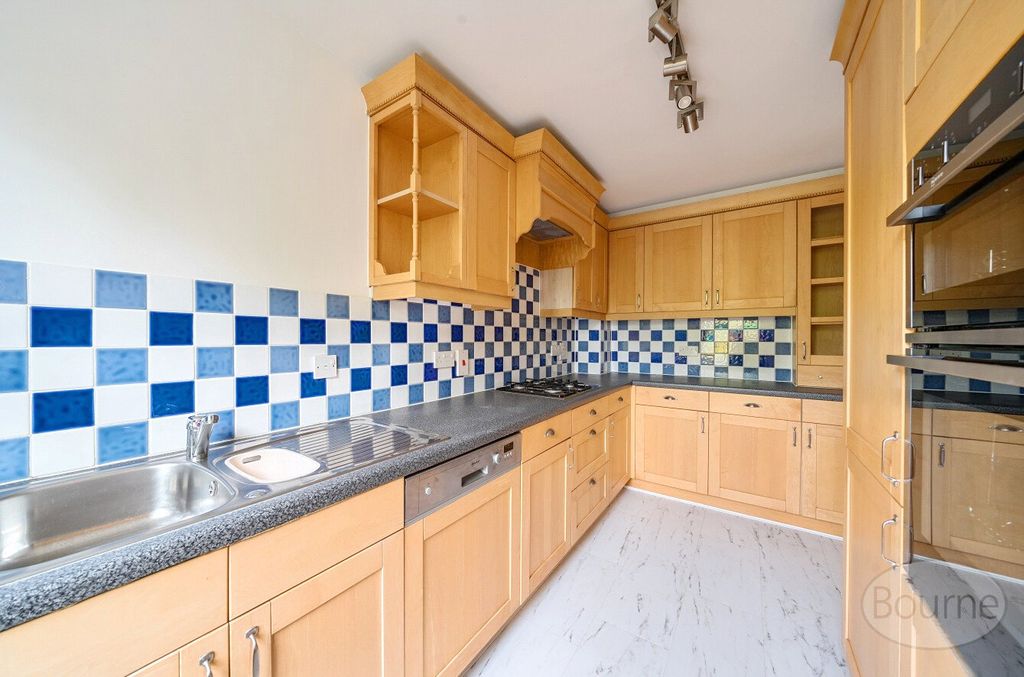 Property photo 3 of 17 Picture No. 41