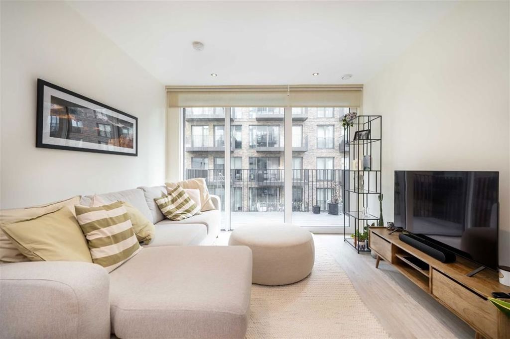 Property photo 2 of 9