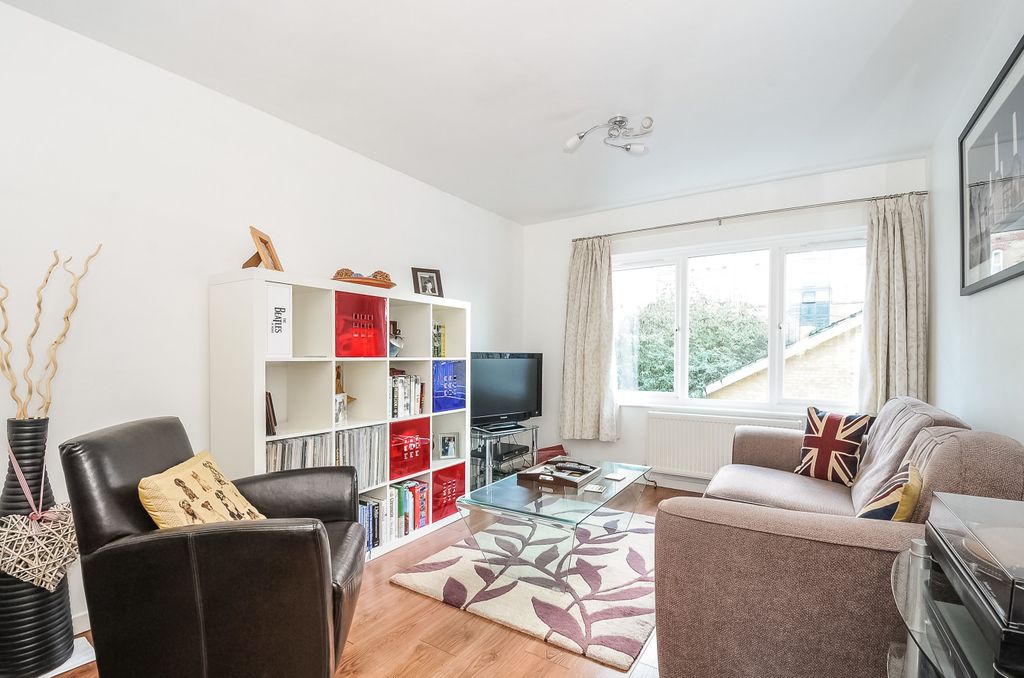 Property photo 1 of 11