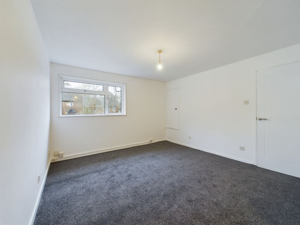 Property photo 3 of 9 Cam02089G0-Pr0193-Still005