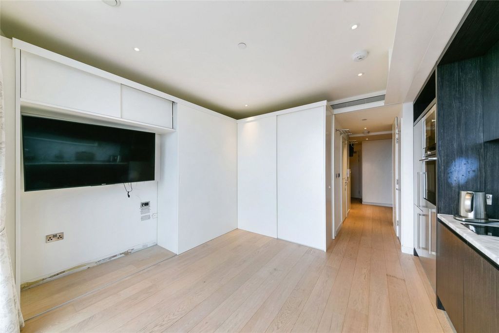 Property photo 3 of 9 Picture No. 04