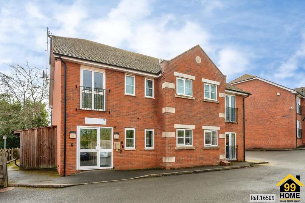 Property photo 3 of 21 Photo 2