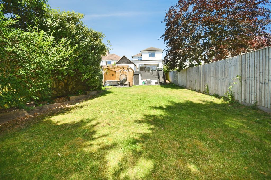 Property photo 2 of 29