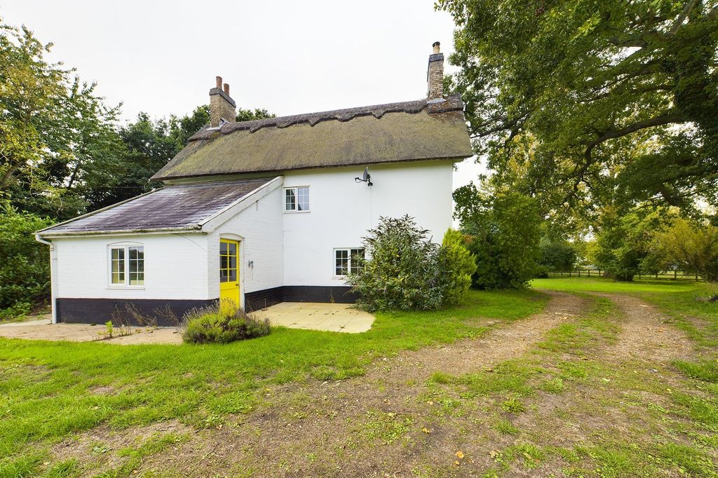 Property photo 1 of 12