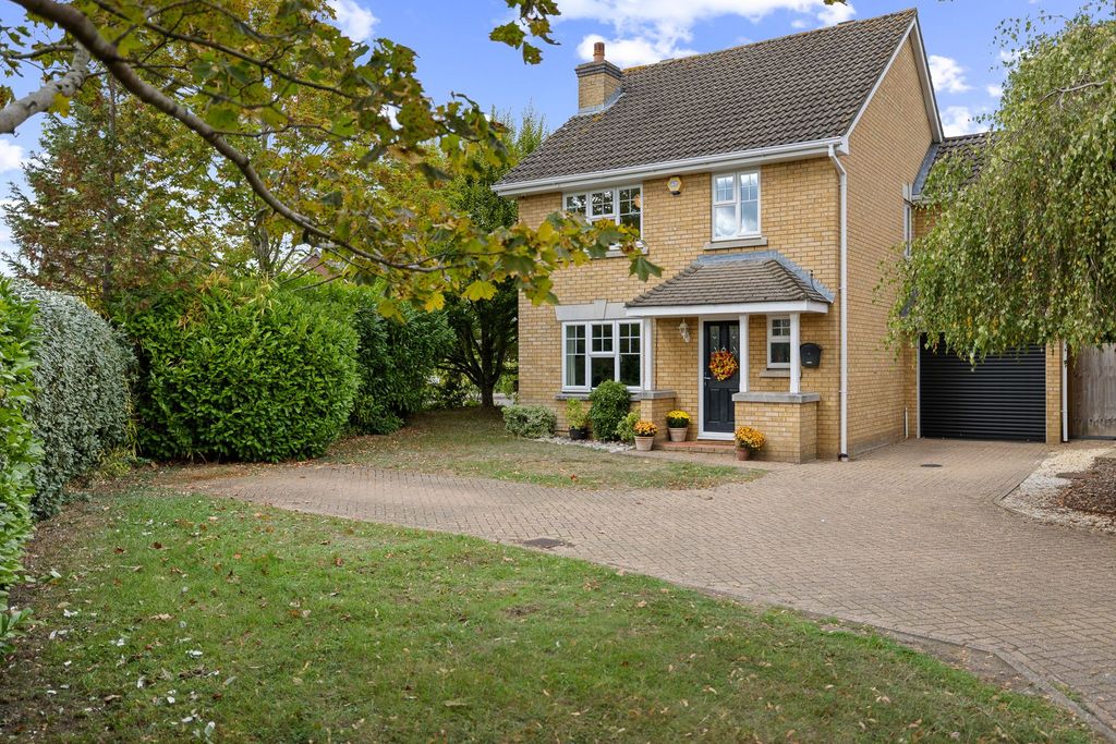Property photo 1 of 32