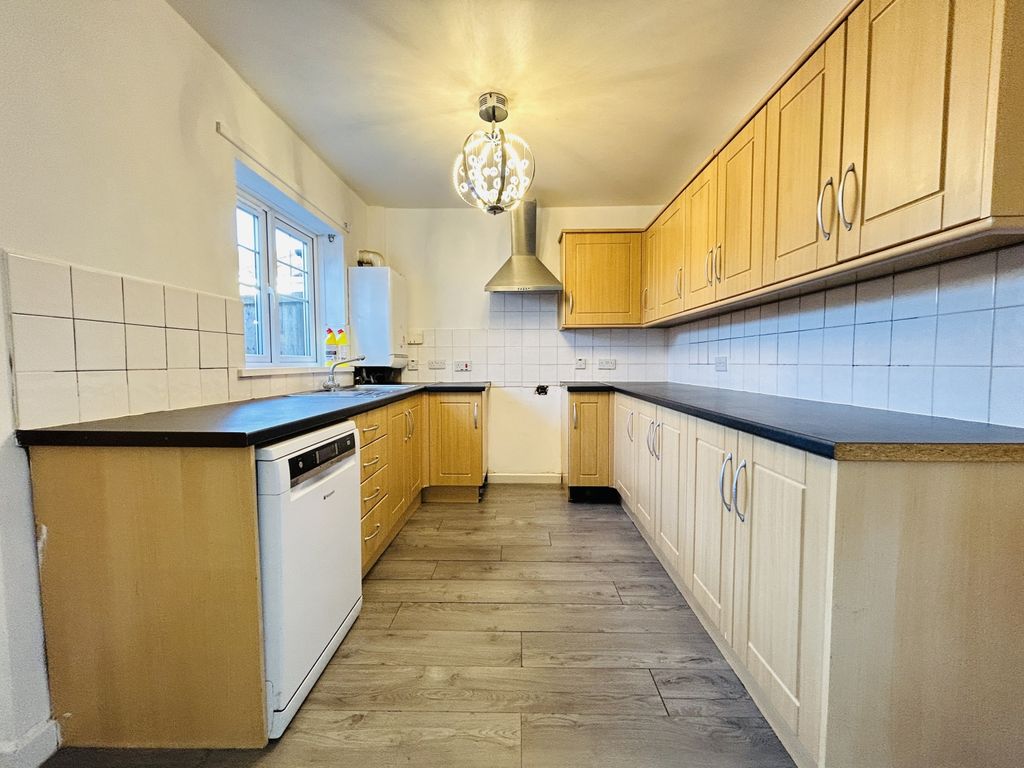 Property photo 3 of 14 Img_1680