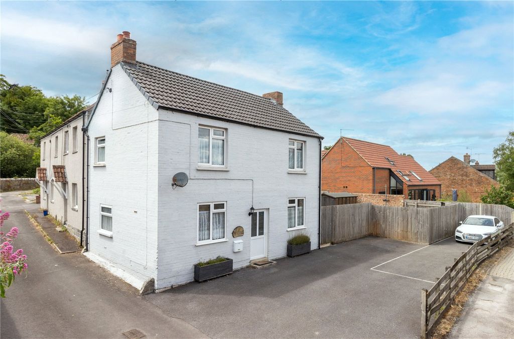 Property photo 1 of 14 Picture No. 25