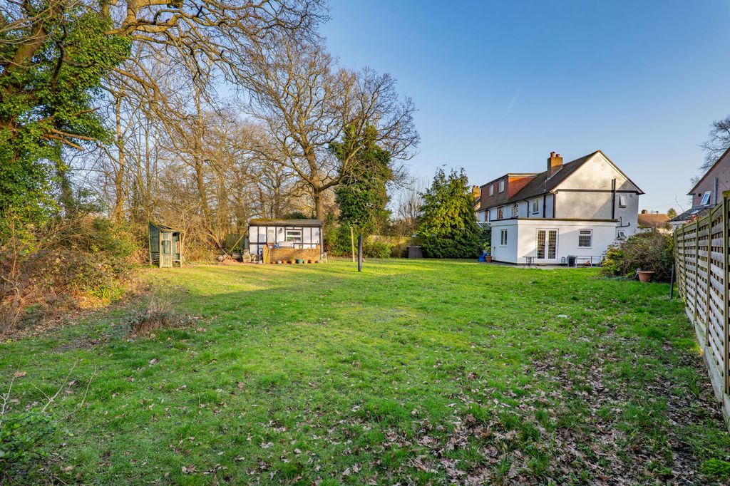 Property photo 2 of 26