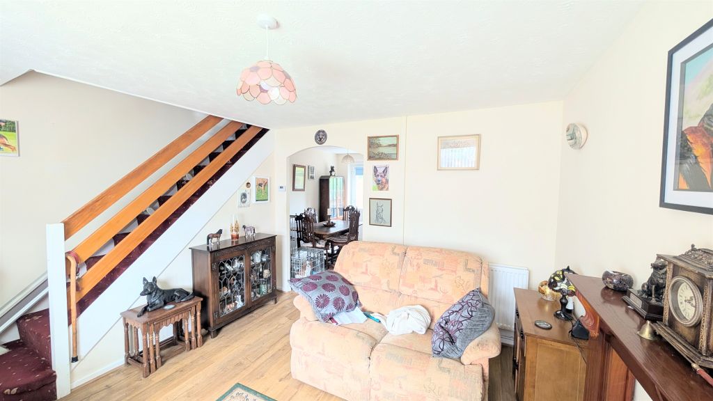 Property photo 3 of 9