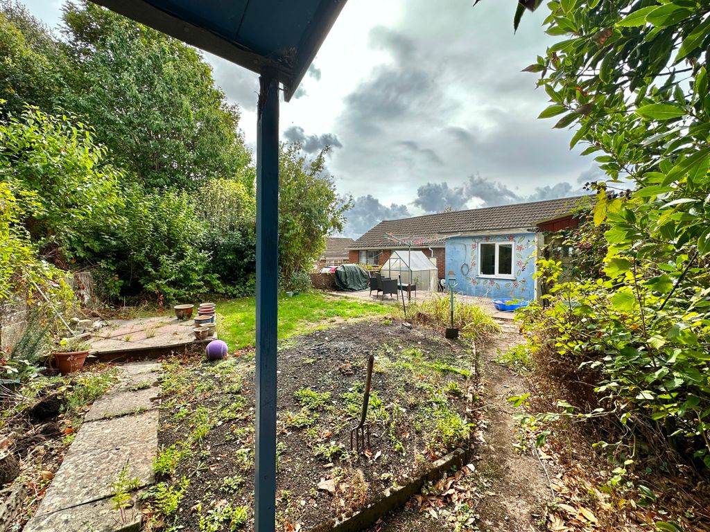 Property photo 2 of 13