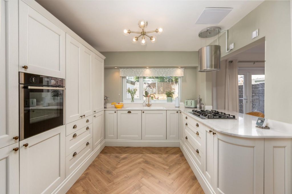 Property photo 2 of 32 Cz0A0747-Edit.Jpg