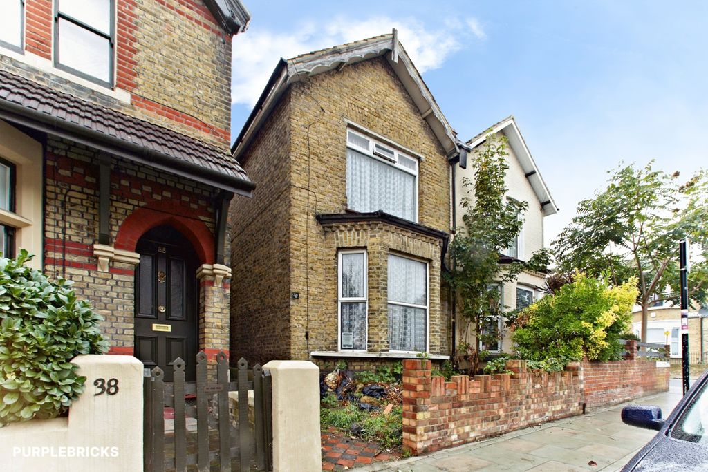 Property photo 1 of 16