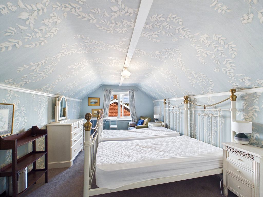 Property photo 1 of 10 Picture No. 01