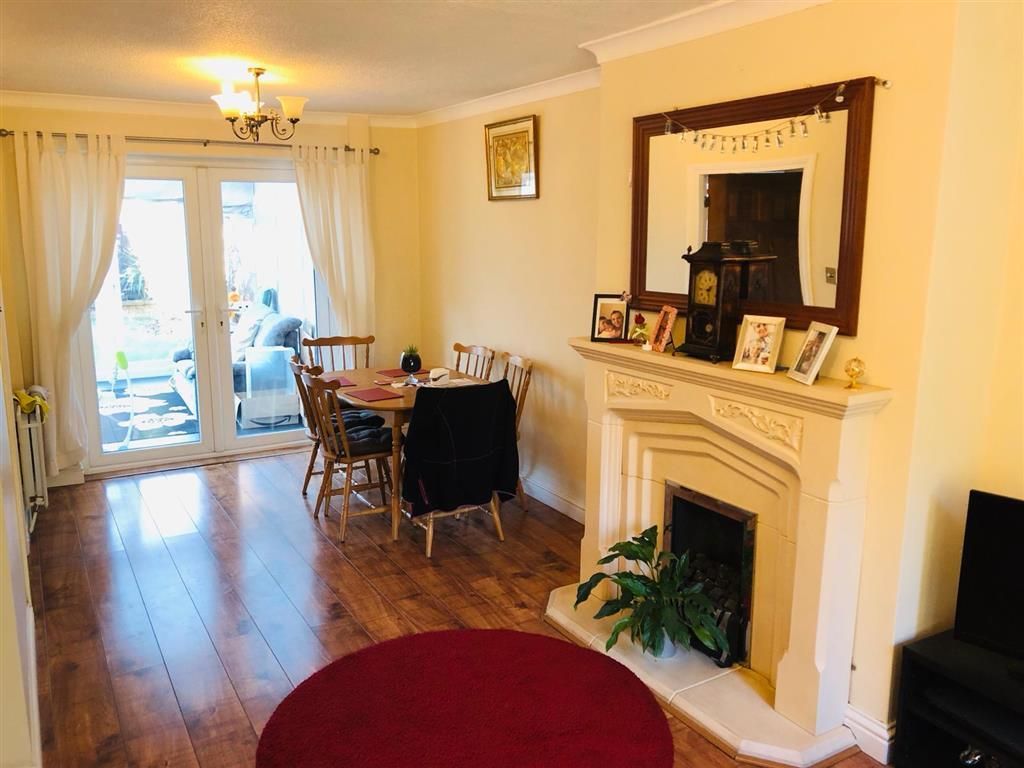 Property photo 3 of 13 Dining Room