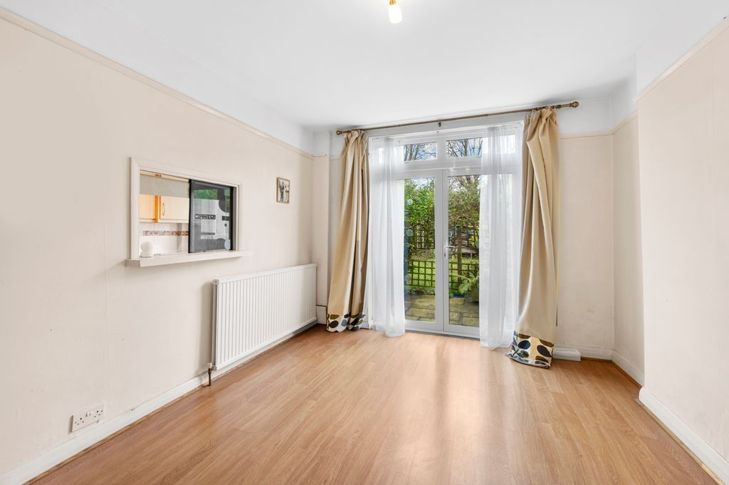 Property photo 2 of 13 Picture No. 12