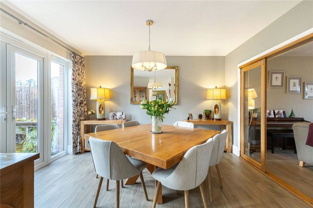 Property photo 3 of 23 Picture No. 08