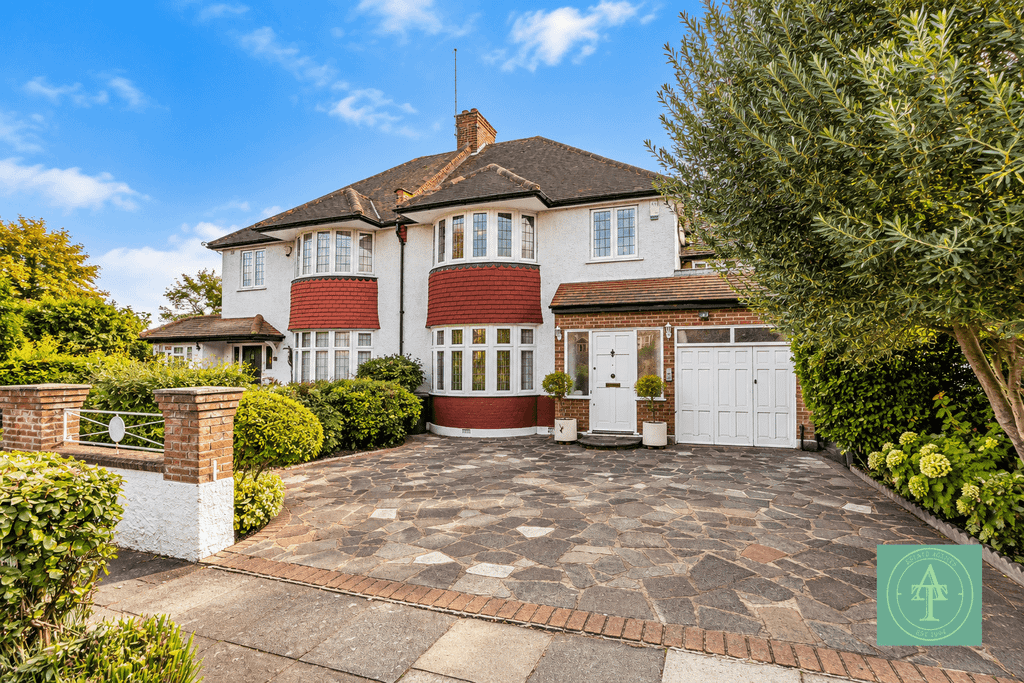 Property photo 1 of 15 4 Bedroom Semi Detached For Sale
