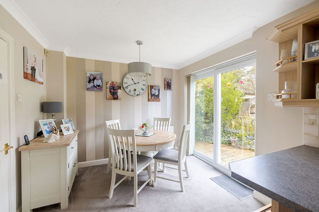 Property photo 3 of 14