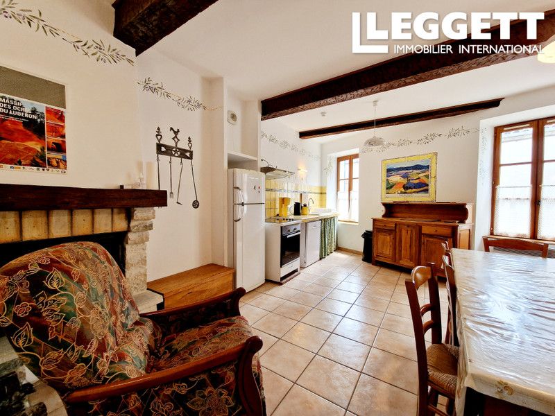 Property photo 2 of 10