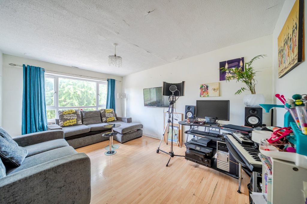 Property photo 2 of 11 Picture No. 07