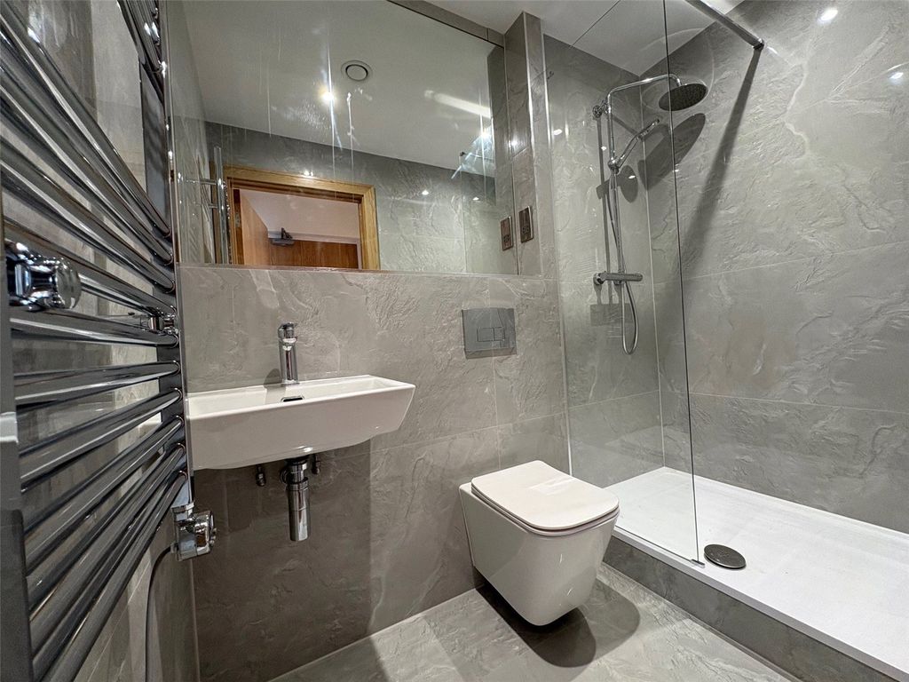 Property photo 3 of 4 Picture No. 03