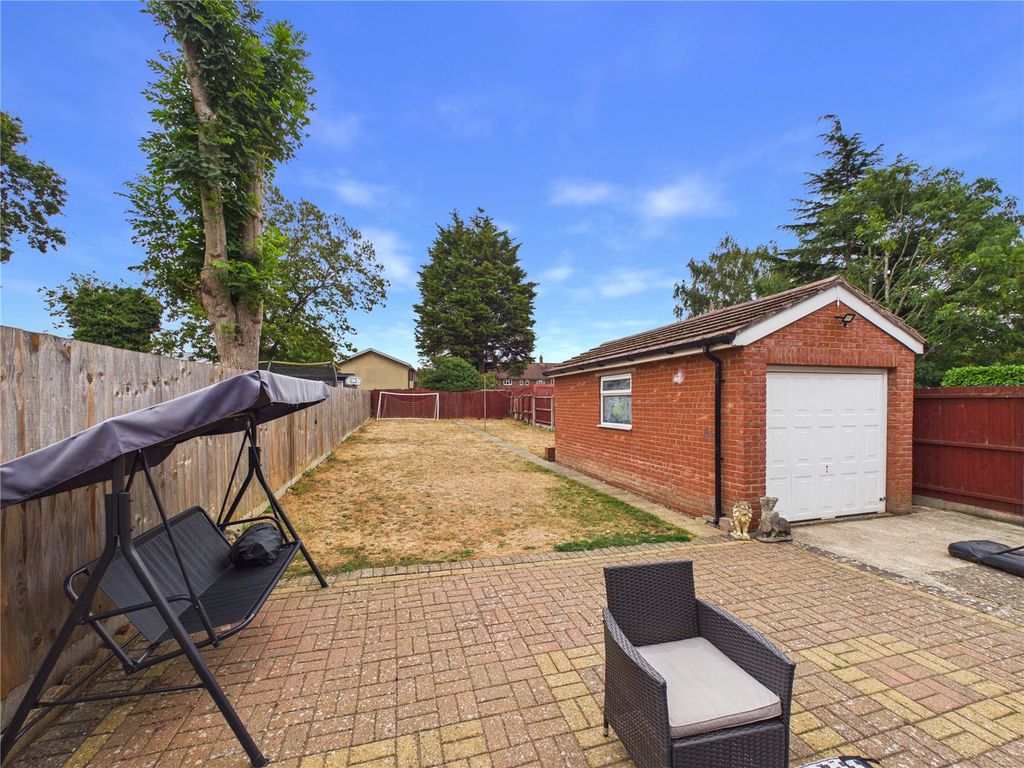 Property photo 2 of 16 Picture No. 02