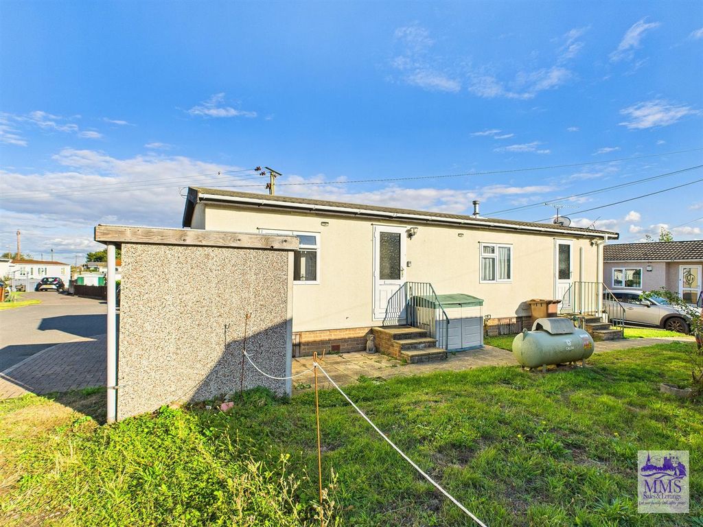 Property photo 1 of 9 Cam04098G0-Pr0096-Still011.Jpg