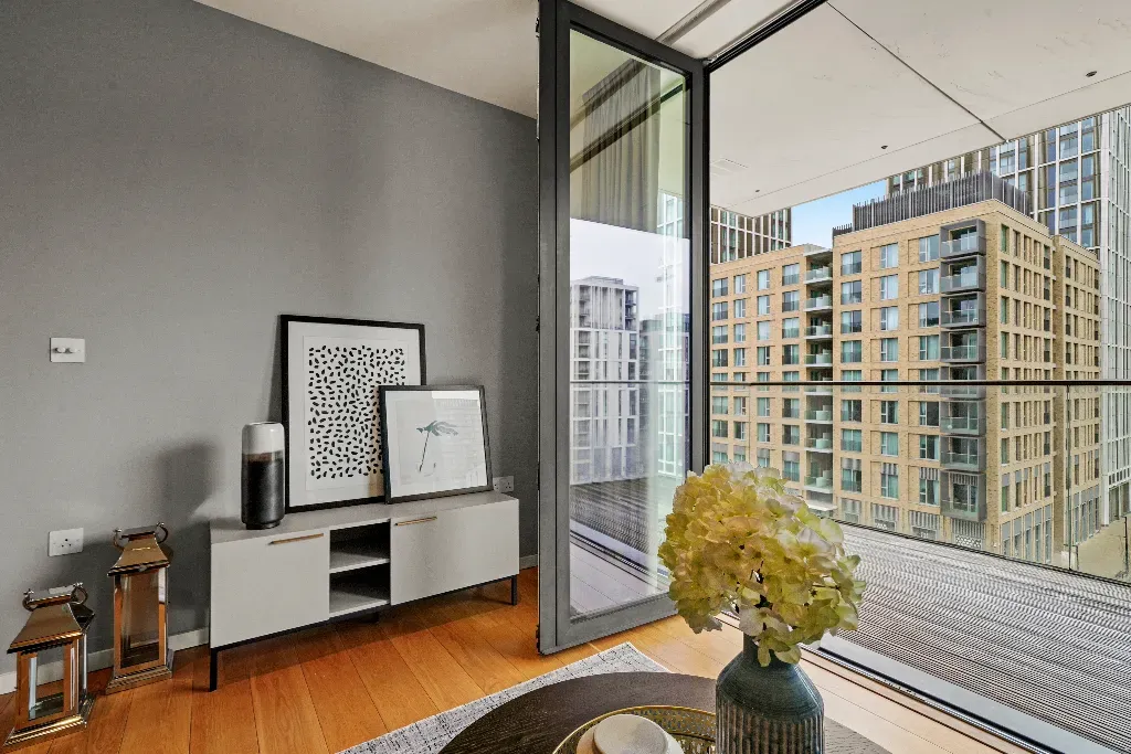 Property photo 2 of 6