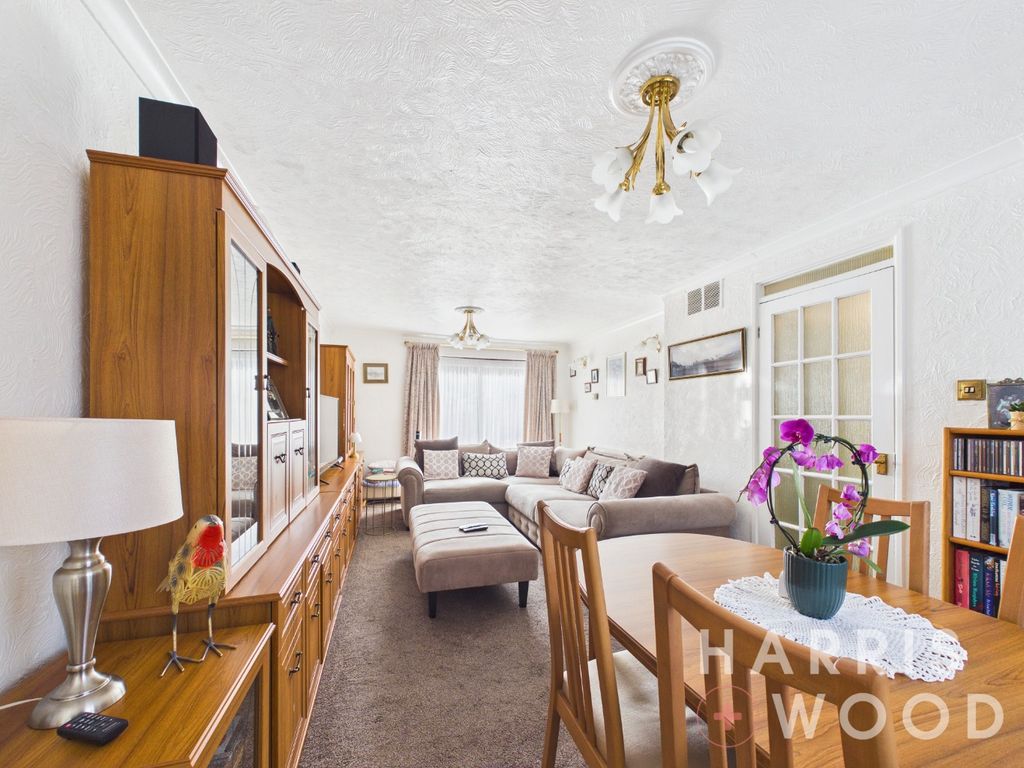 Property photo 3 of 23 5271533