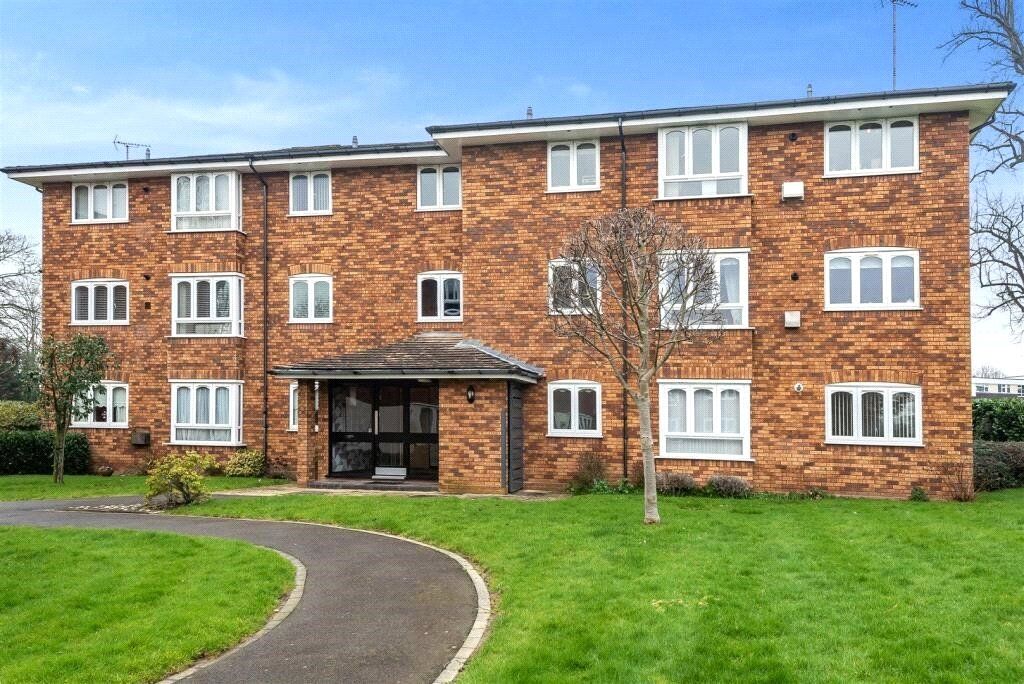 Property photo 1 of 11 Frontage