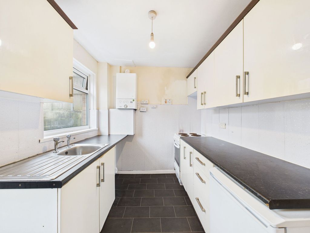 Property photo 2 of 23