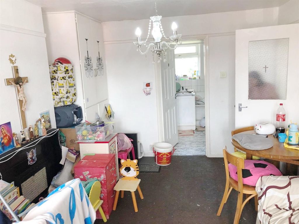 Property photo 3 of 10 Rec 2