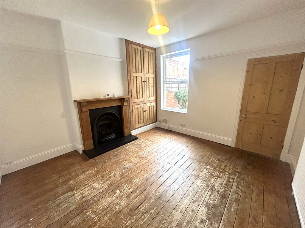 Property photo 3 of 17 Picture No. 04