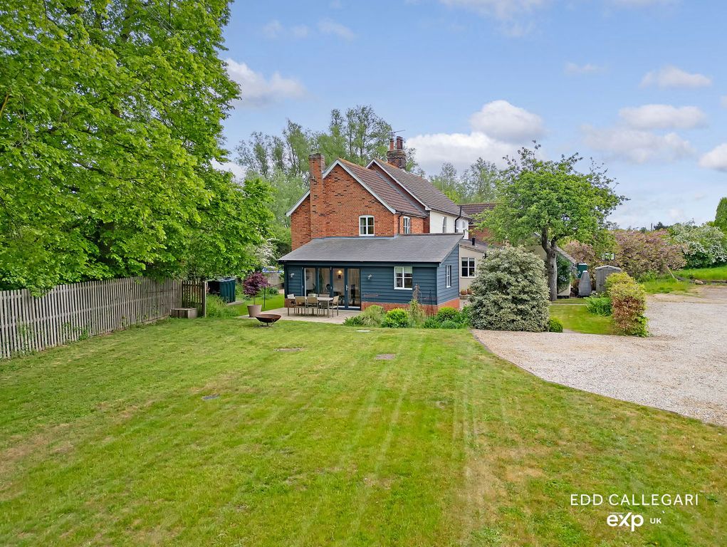 Property photo 2 of 30