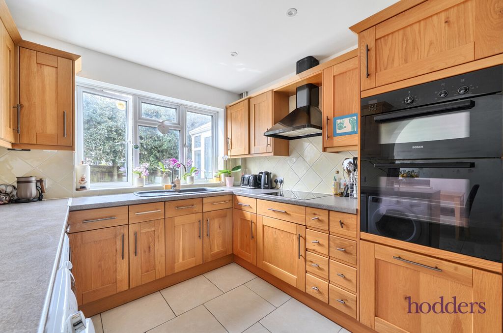 Property photo 3 of 22 485224d8-dc78-441...