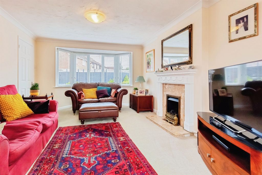 Property photo 3 of 13