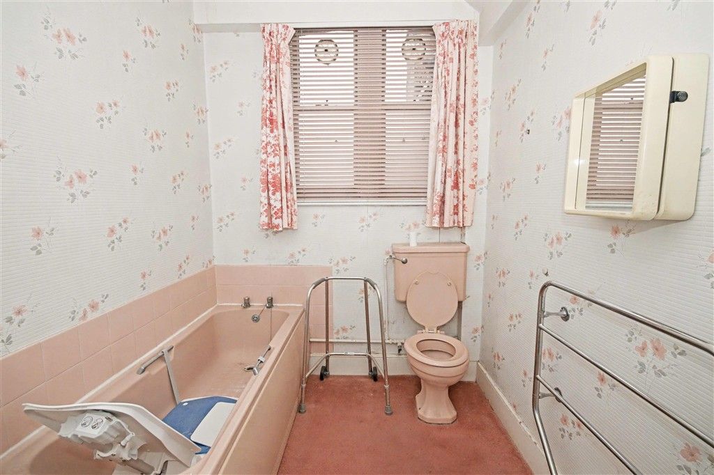 Property photo 3 of 9