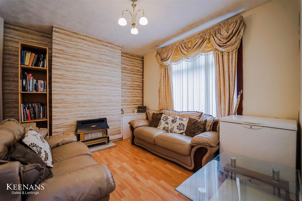 Property photo 2 of 18 2.Jpg