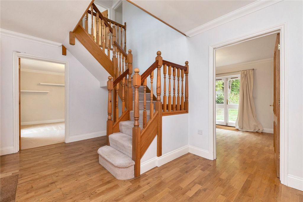 Property photo 3 of 28 Picture No. 49