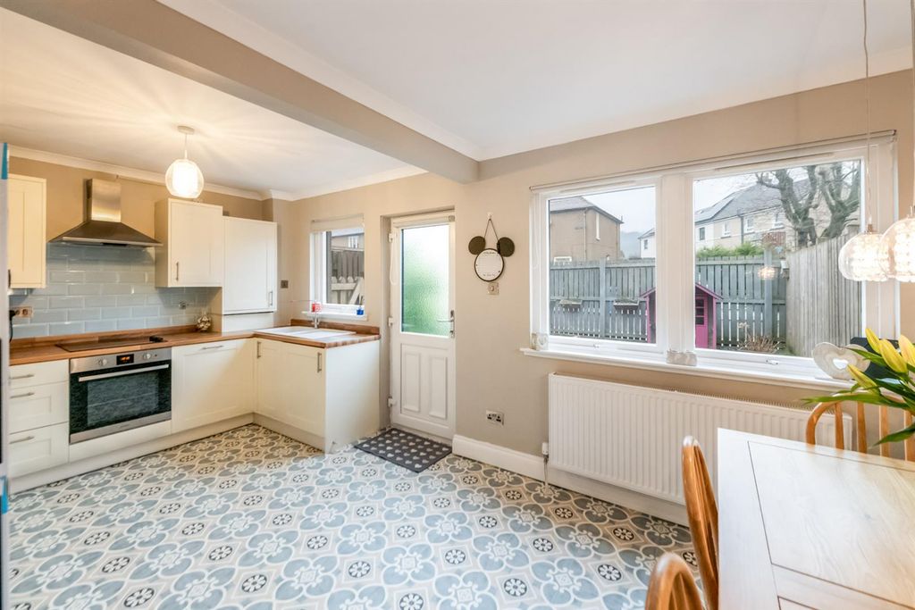 Property photo 3 of 24 Kitchen