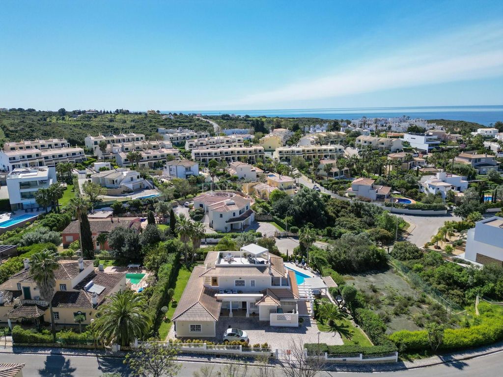 Property photo 1 of 30