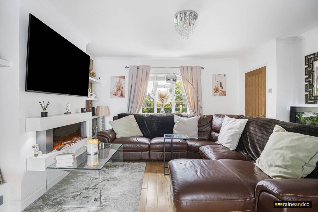 Property photo 1 of 26