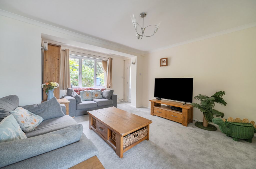 Property photo 2 of 17 1431556-9-69c6995...